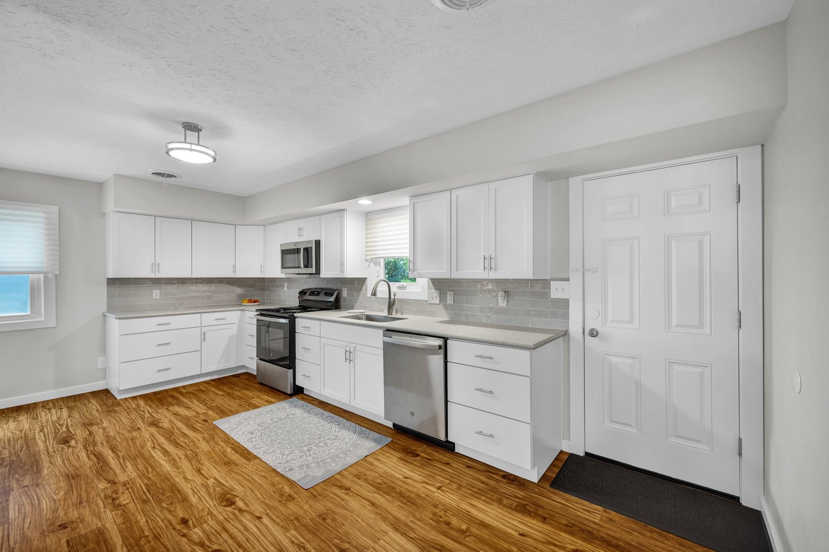 205 South Cottage Avenue Normal, IL 61761 - Photo 9 of 32