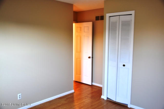 5002 Cool Brook Road Louisville, KY 40291 - Photo 28 of 35 DSC_0117