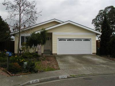 4352 Goodson Way Rohnert Park, CA 94928 - Photo 1 of 9 a view of front of house with garage