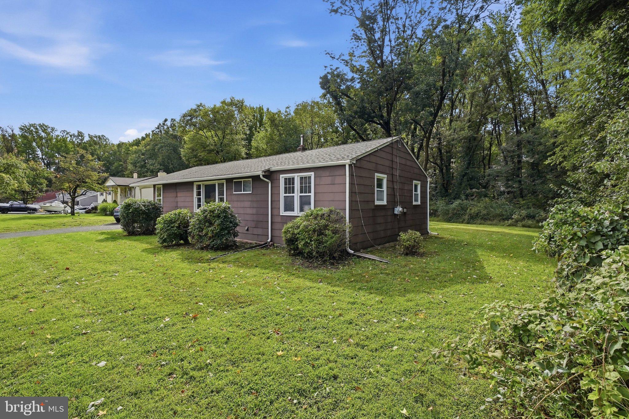 2584 Galloway Road Bensalem, PA 19020 - Photo 2 of 31 Gallery Image 2