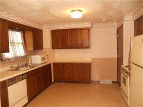 4823 Lucerne Road, Unit 8 Indiana, PA 15701 - Photo 4 of 11