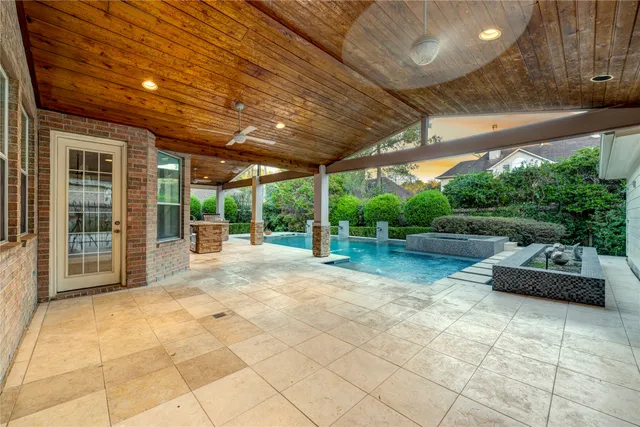 $650,000 | 6206 Chestnut Peak Court, Kingwood, TX 77345