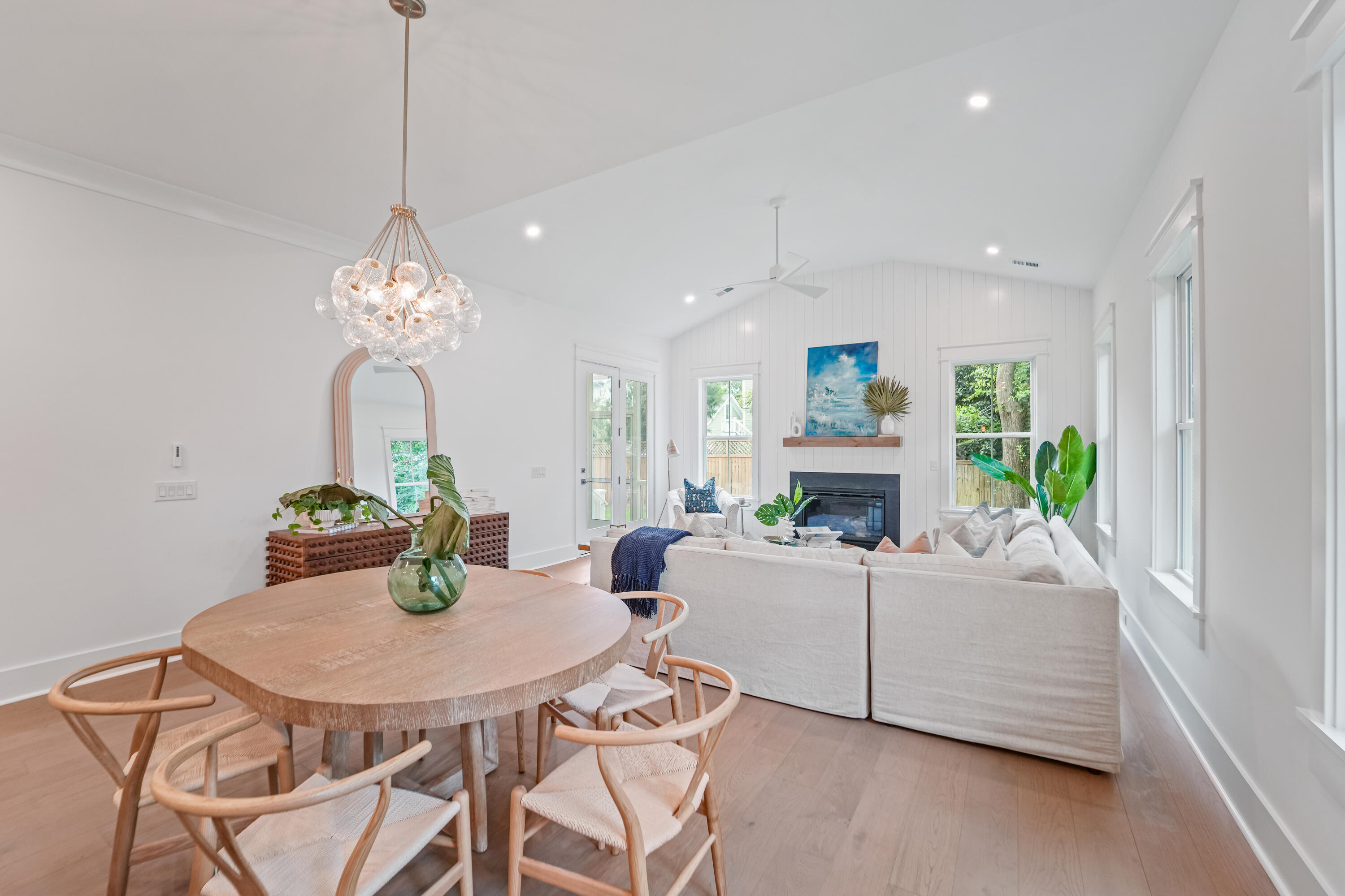 5710 Barbary Coast Road Hollywood, SC 29449 - Photo 23 of 60 dining area