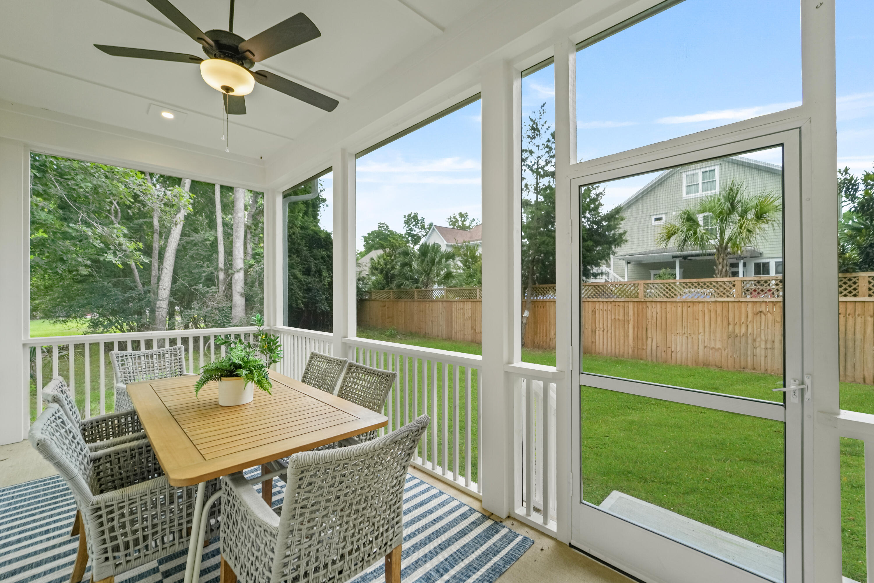 5710 Barbary Coast Road Hollywood, SC 29449 - Photo 25 of 60 screened-in porch