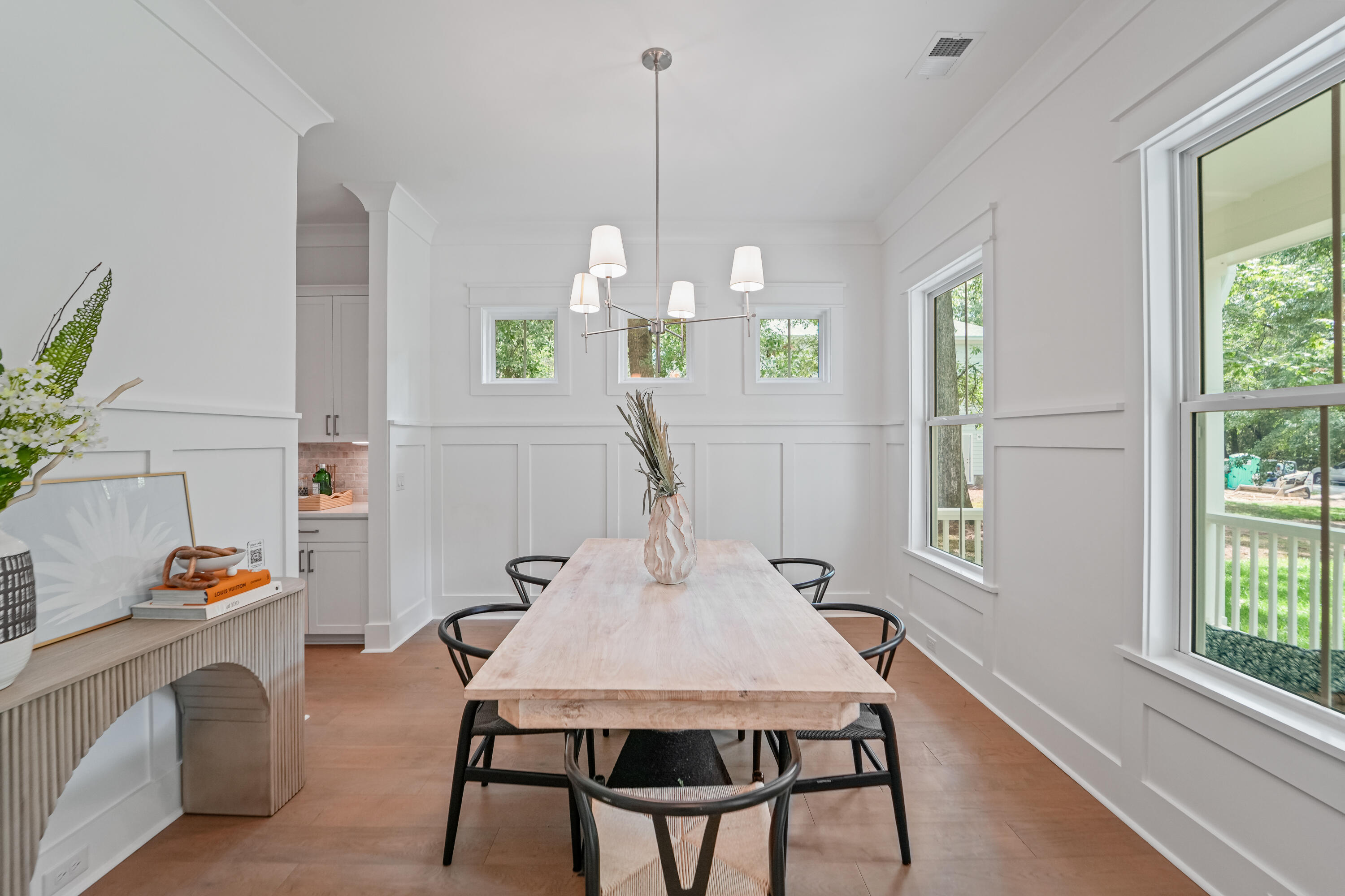 5710 Barbary Coast Road Hollywood, SC 29449 - Photo 8 of 60 dining room
