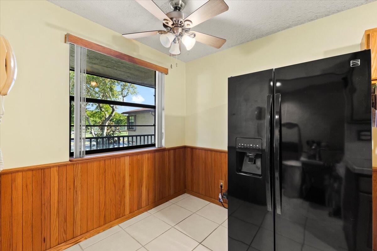 9563 West McNab Road, Unit 206 Tamarac, FL 33321 - Photo 19 of 20 kitchen