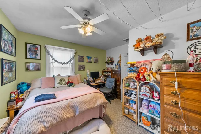 $399,999 | 12 Vine Street, Jamesburg, NJ 08831