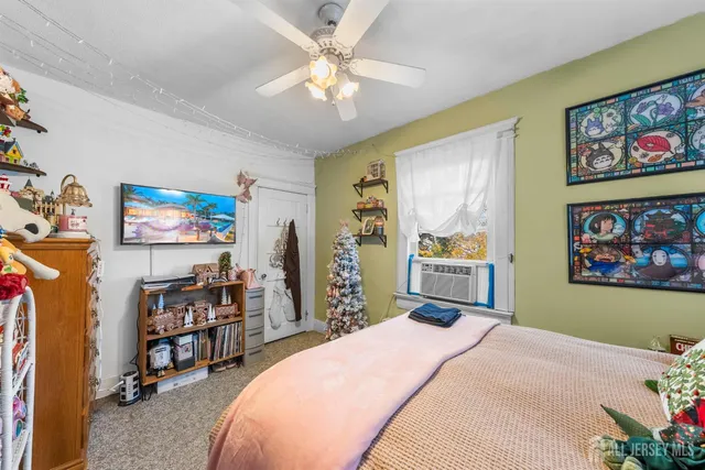 $399,999 | 12 Vine Street, Jamesburg, NJ 08831