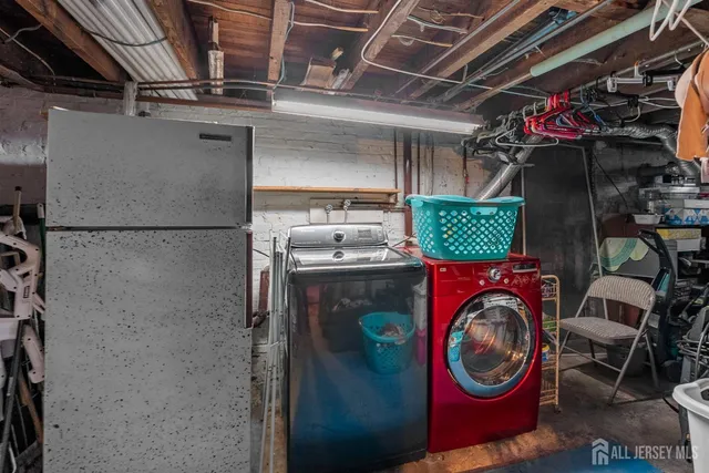 $399,999 | 12 Vine Street, Jamesburg, NJ 08831