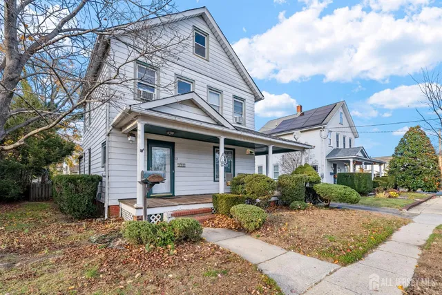 $399,999 | 12 Vine Street, Jamesburg, NJ 08831