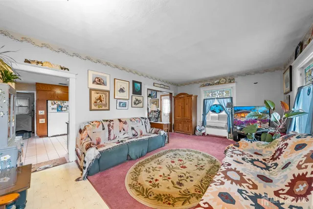 $399,999 | 12 Vine Street, Jamesburg, NJ 08831