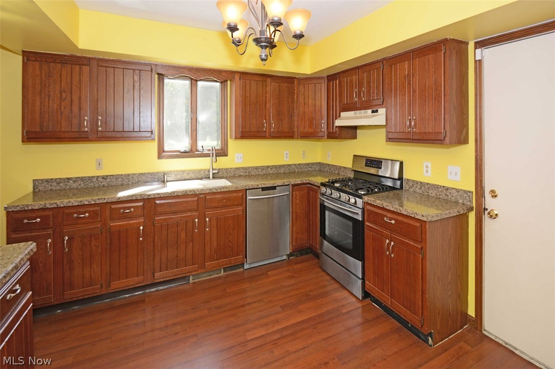 261 Crosse Road Amherst, OH 44001 - Photo 12 of 33