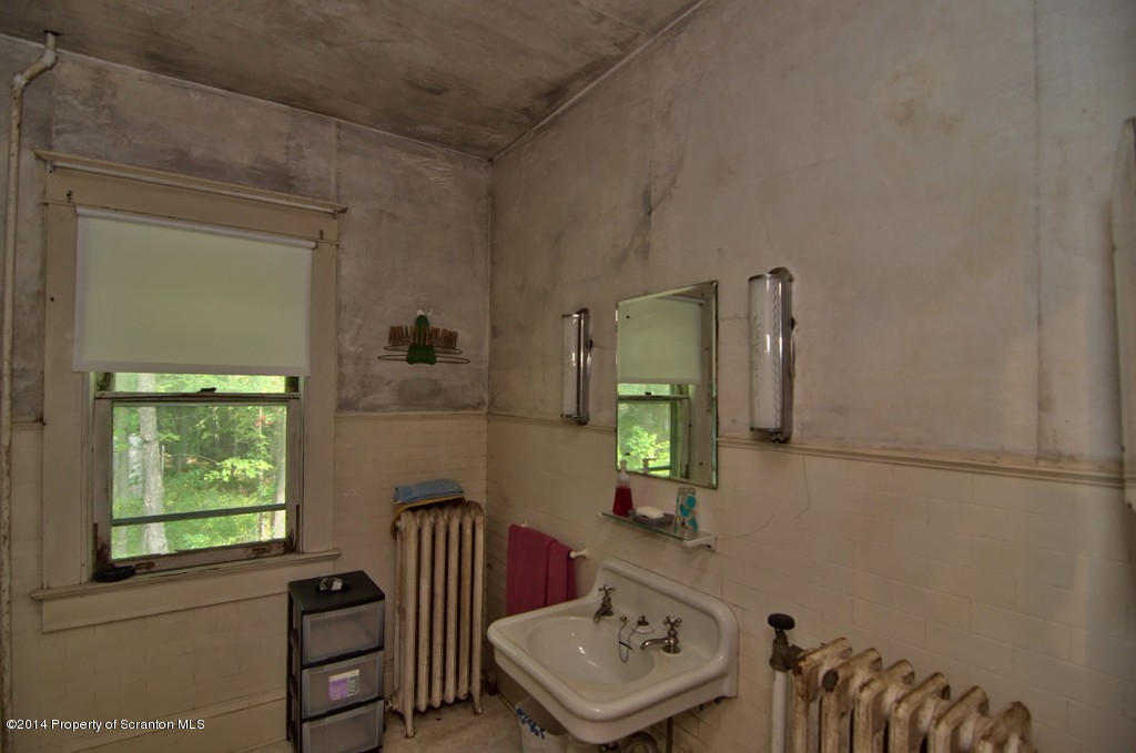 103 Maple Street Moscow, PA 18444 - Photo 39 of 61 Gallery Image 39