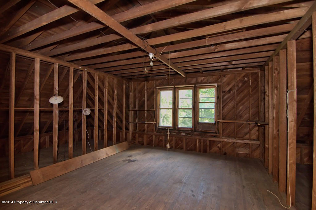 103 Maple Street Moscow, PA 18444 - Photo 59 of 61 Gallery Image 59