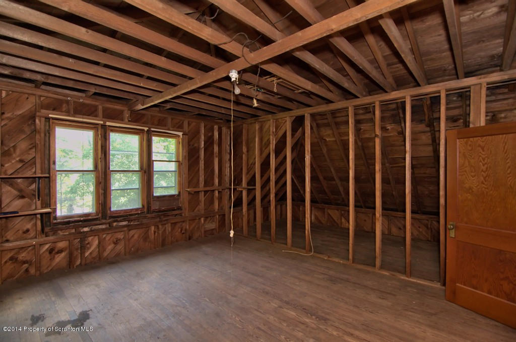 103 Maple Street Moscow, PA 18444 - Photo 60 of 61 Gallery Image 60