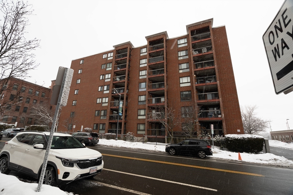 60 Rantoul Street, Unit 114N Beverly, MA 01915 - Photo 11 of 12