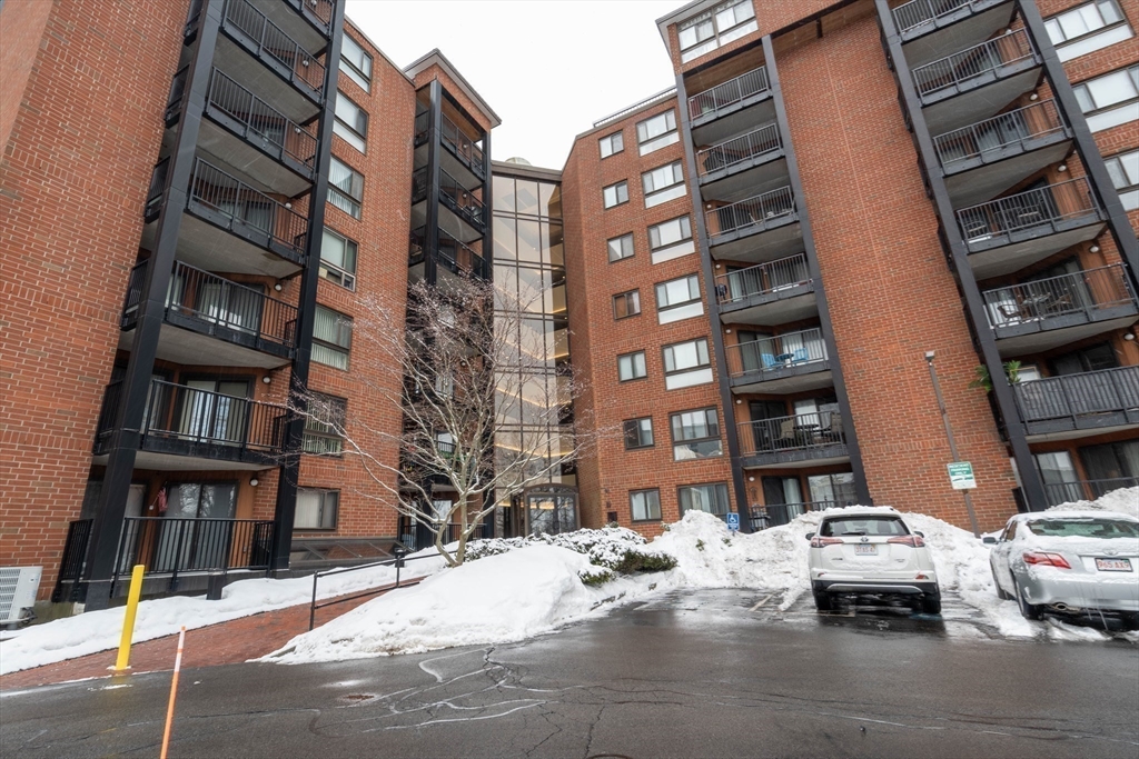 60 Rantoul Street, Unit 114N Beverly, MA 01915 - Photo 12 of 12