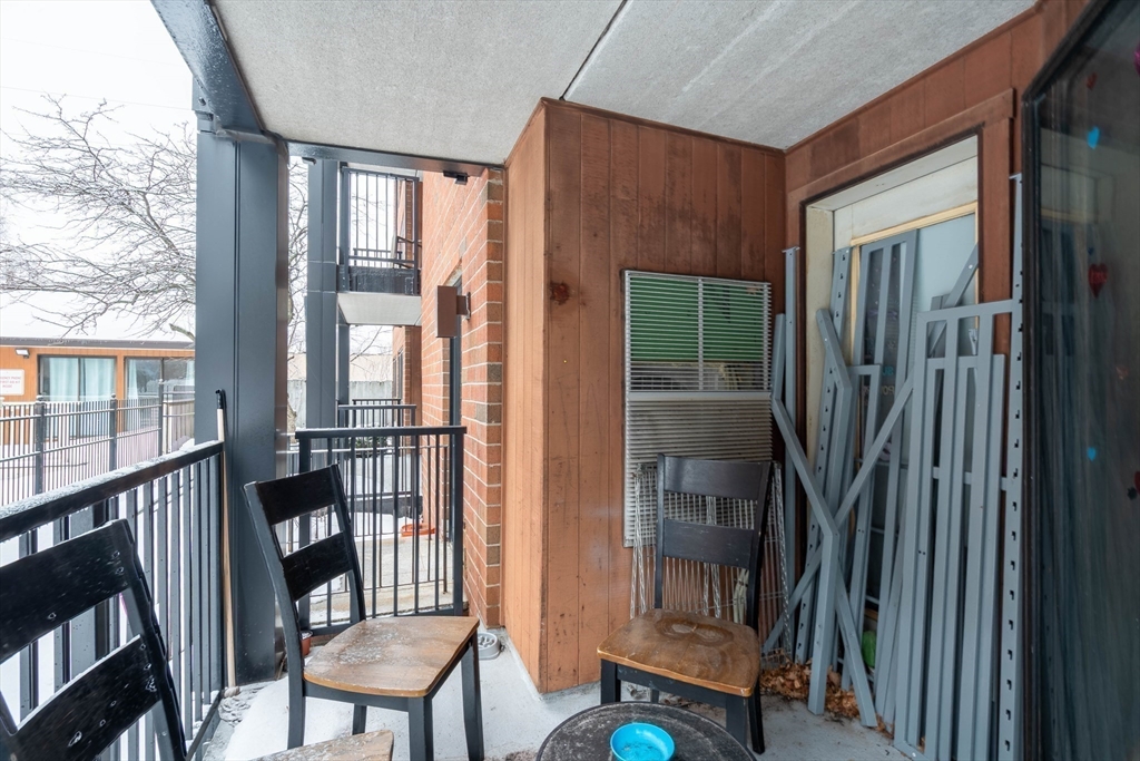 60 Rantoul Street, Unit 114N Beverly, MA 01915 - Photo 10 of 12