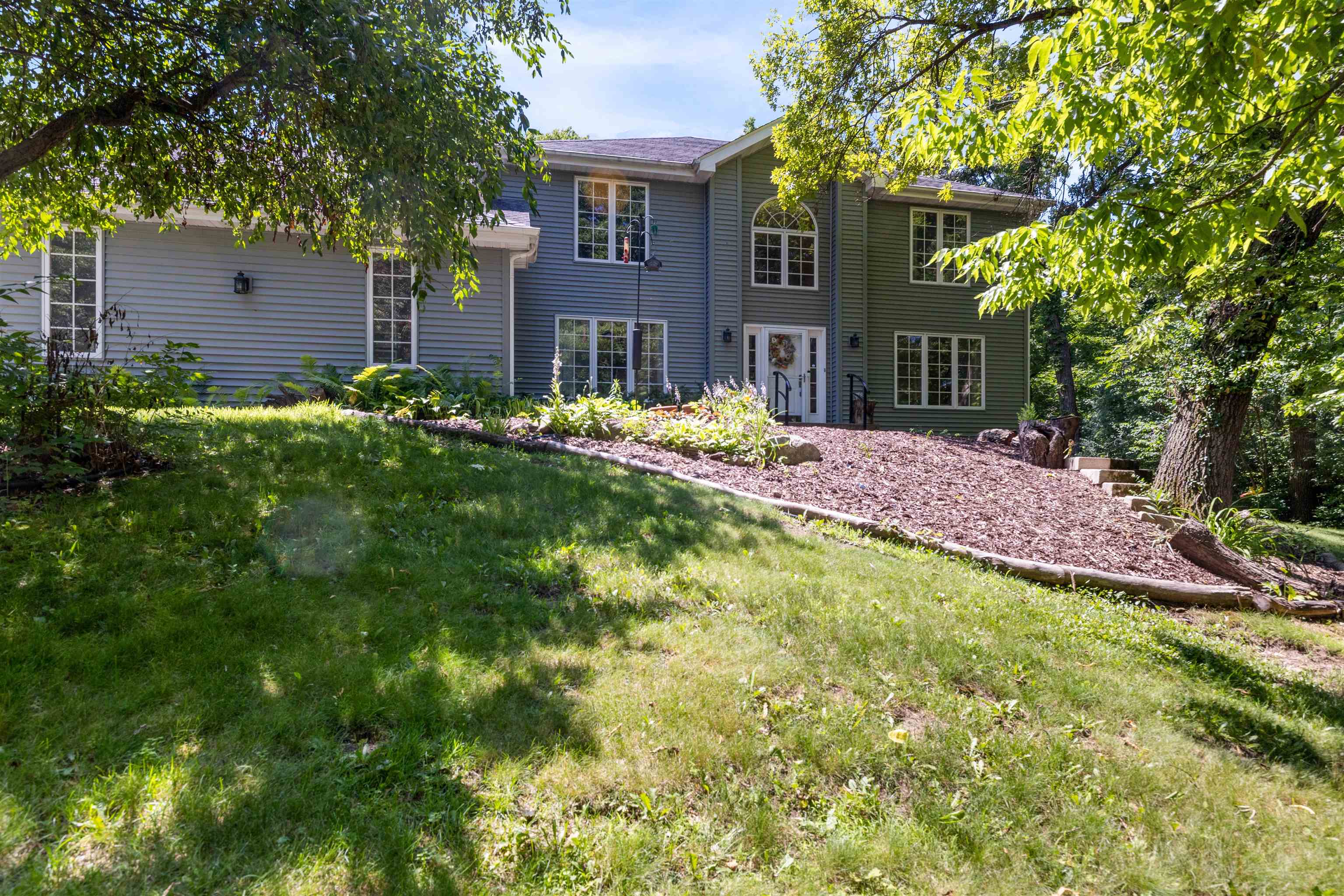 10959 Hamborg Road Roscoe, IL 61073 - Photo 2 of 58
