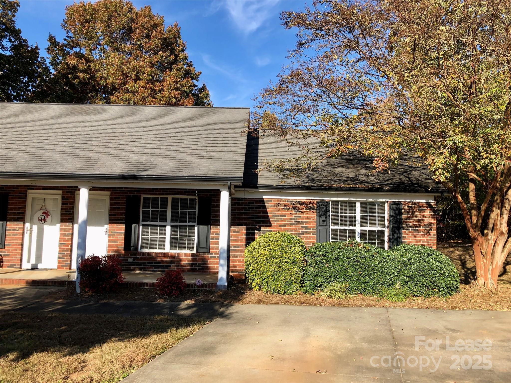 516 Cedar Spring Drive Lincolnton, NC 28092 - Photo 1 of 10