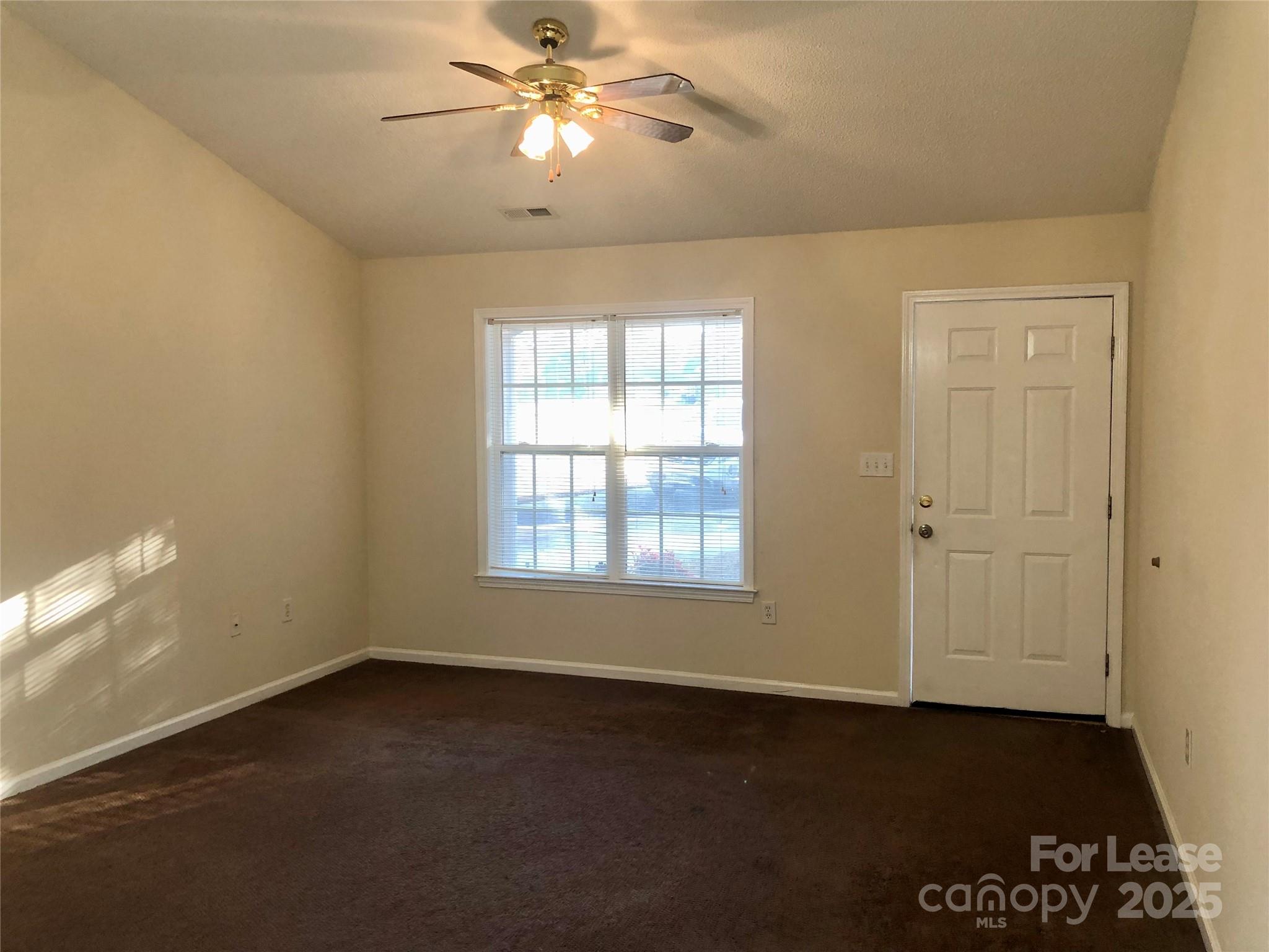 516 Cedar Spring Drive Lincolnton, NC 28092 - Photo 5 of 10