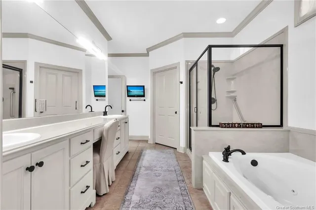 $560,000 | 6123 East Azalea Street, Lake Charles, LA 70605