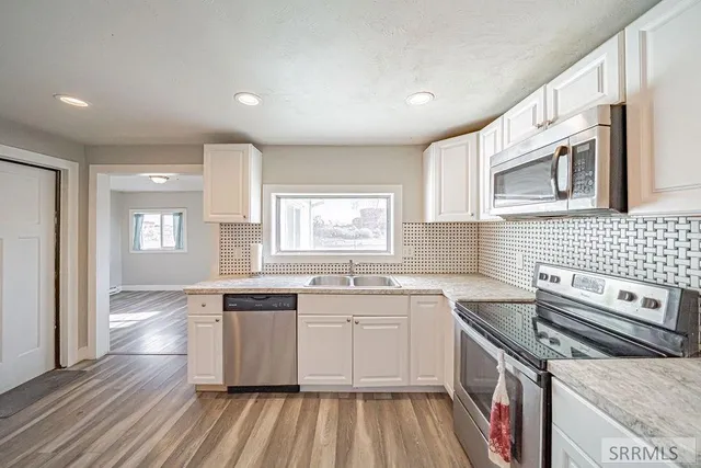 $394,000 | 3335 East County Line Road, Rigby, ID 83442