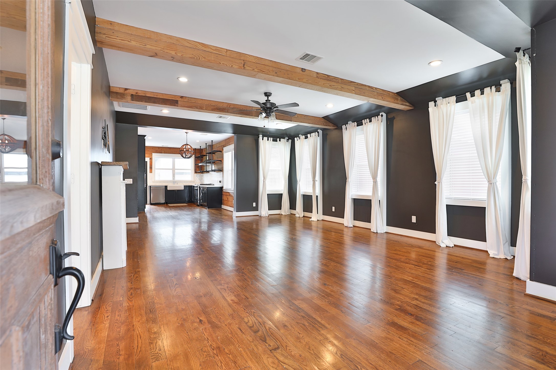 126 2nd Street Sugar Land, TX 77498 - Photo 8 of 50