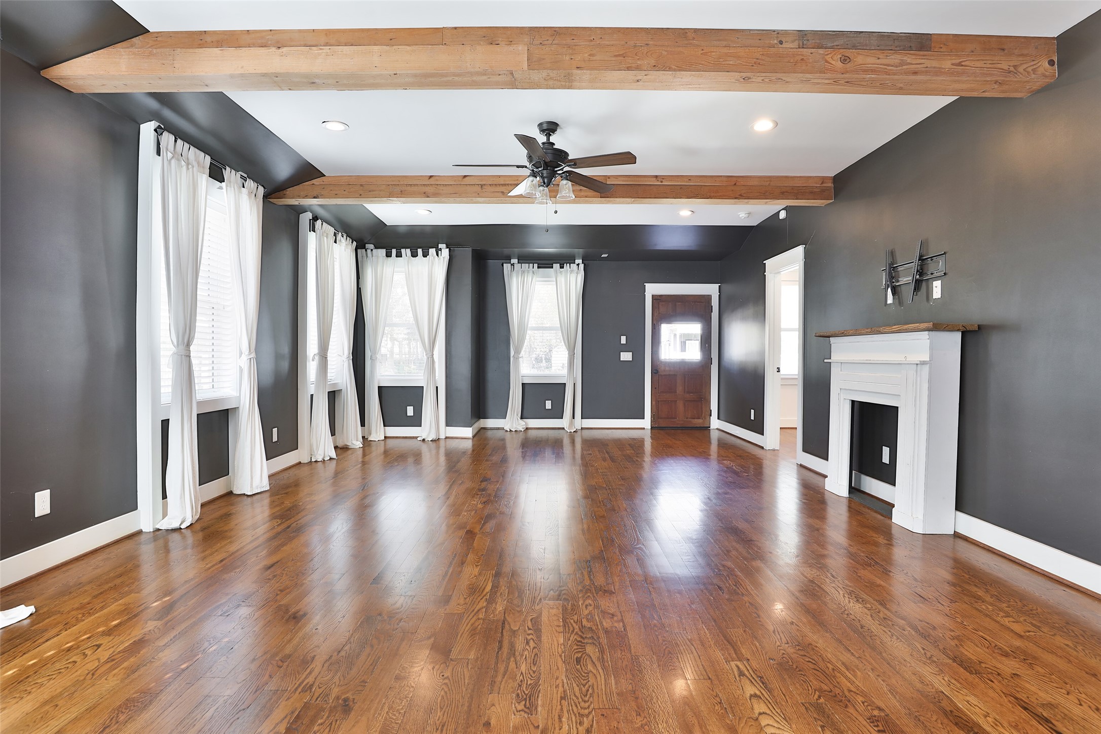 126 2nd Street Sugar Land, TX 77498 - Photo 9 of 50