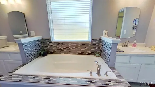 $465,000 | 207 East Foreman Street, Jonesburg, MO 63351