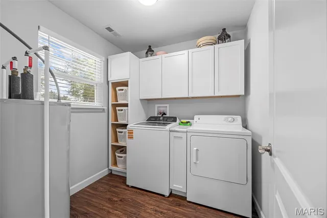 $465,000 | 207 East Foreman Street, Jonesburg, MO 63351