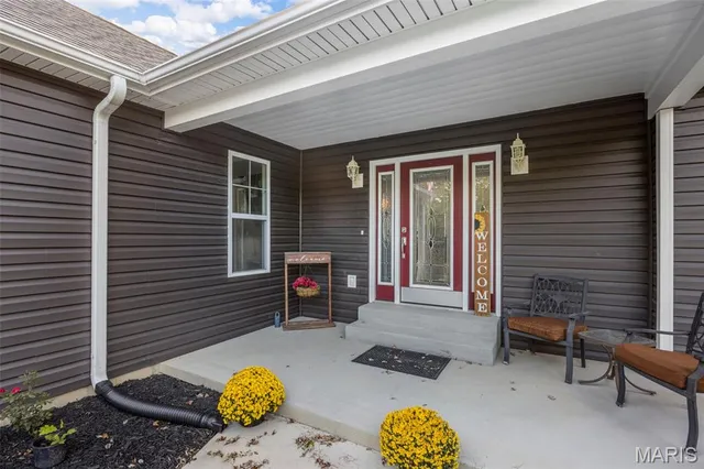 $465,000 | 207 East Foreman Street, Jonesburg, MO 63351