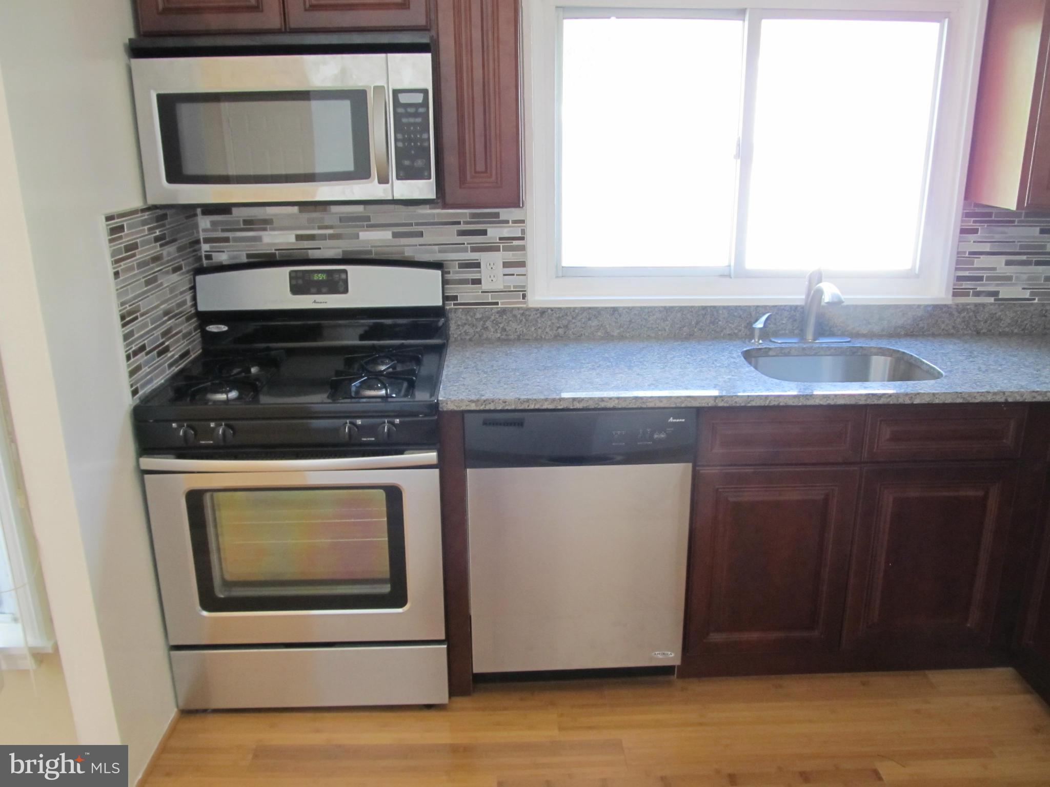6038 Moorehead Road Catonsville, MD 21228 - Photo 14 of 29 Kitchen