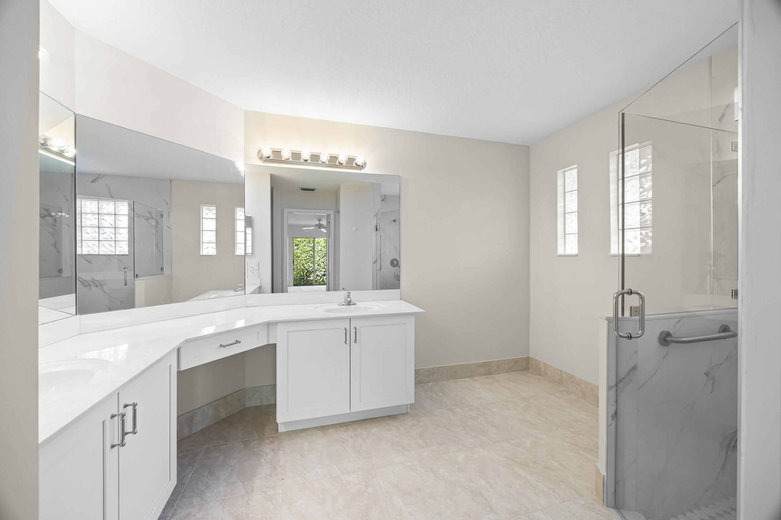 1040 Egret Circle North Jupiter, FL 33458 - Photo 20 of 31 28_8p3a2488