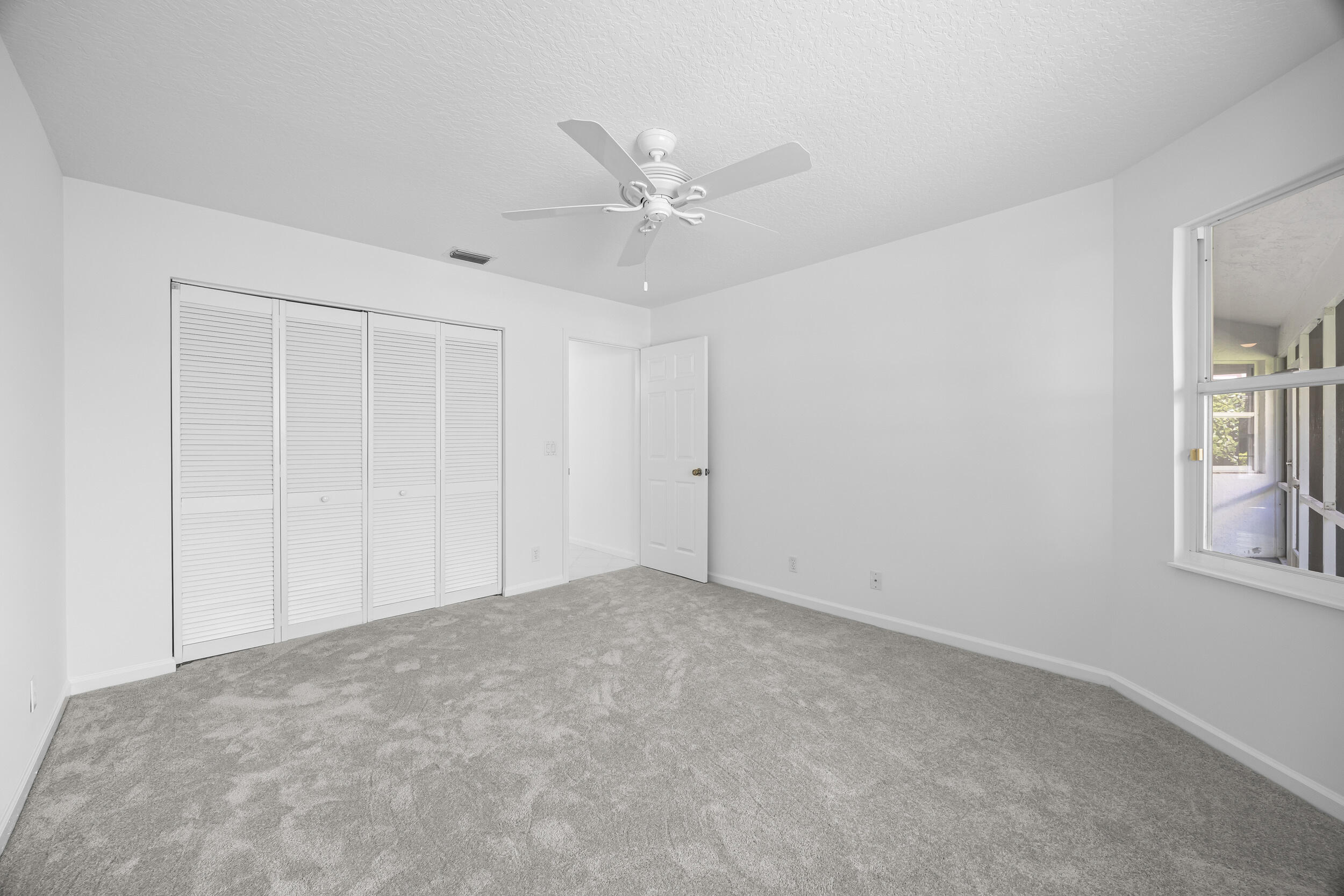 1040 Egret Circle North Jupiter, FL 33458 - Photo 23 of 31 23_8p3a2458