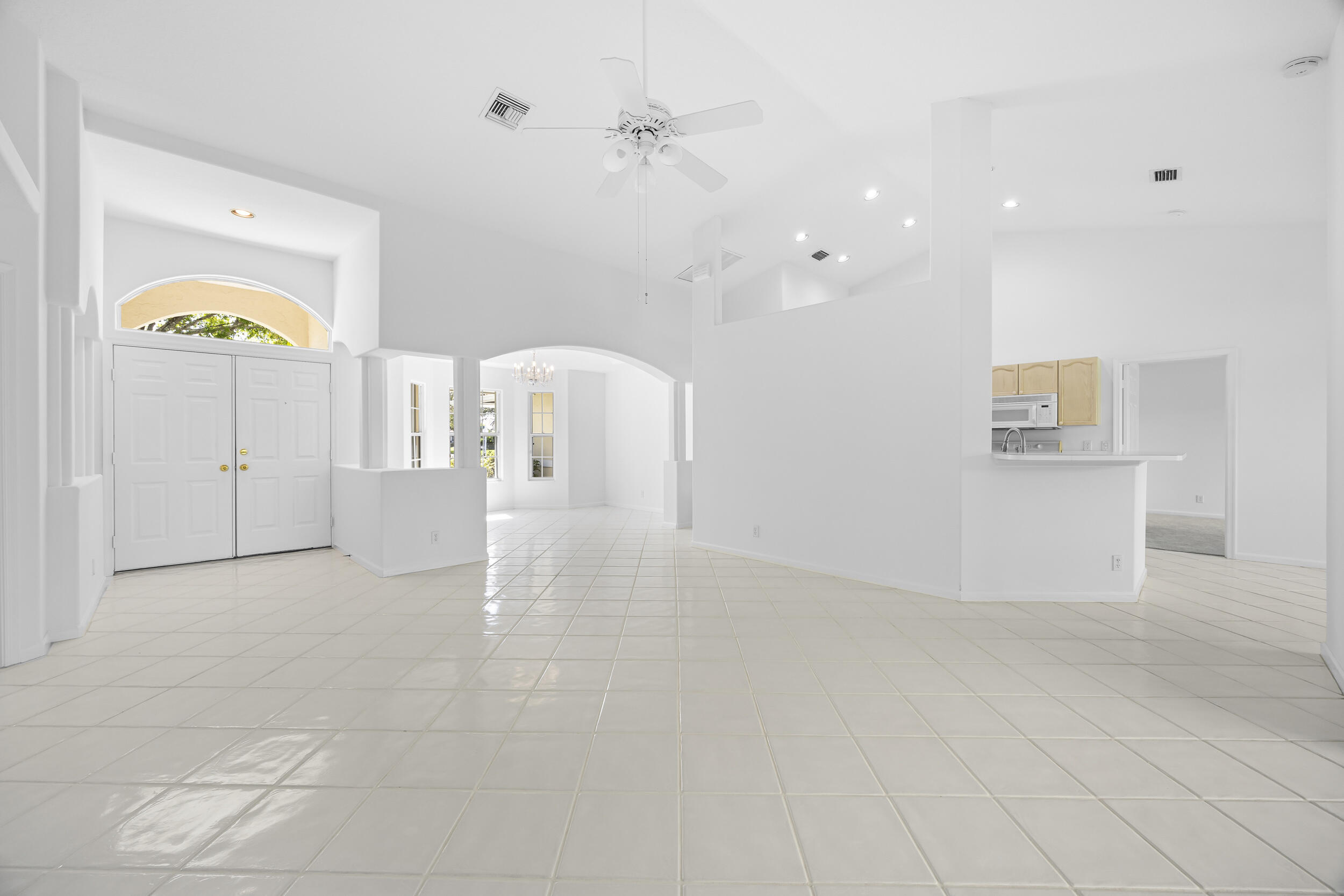 1040 Egret Circle North Jupiter, FL 33458 - Photo 4 of 31 6_8p3a2528