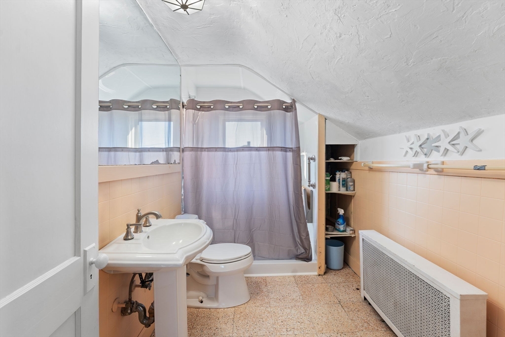 9 Johnson Road Weymouth, MA 02191 - Photo 15 of 23 Gallery Image 15