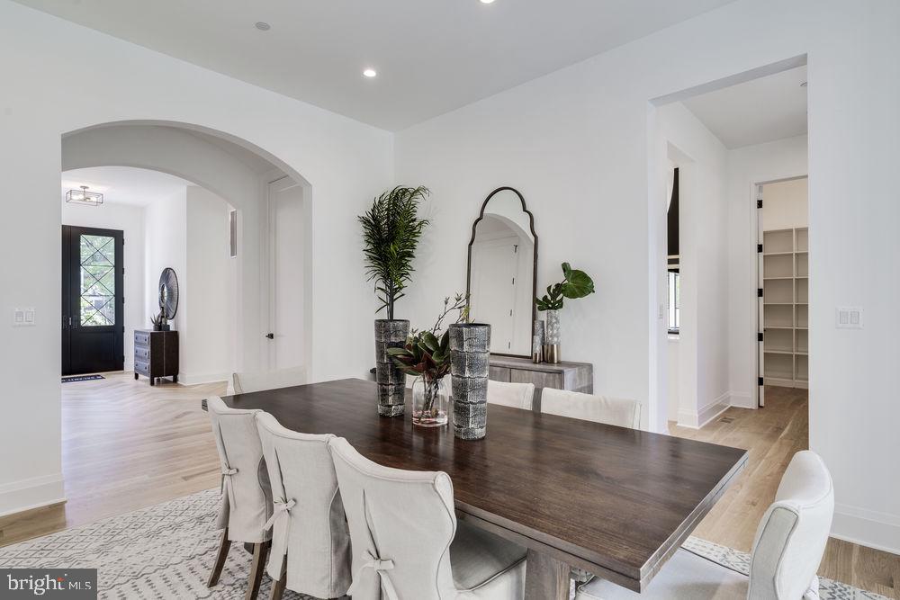 7200 Clarendon Road Bethesda, MD 20814 - Photo 25 of 72