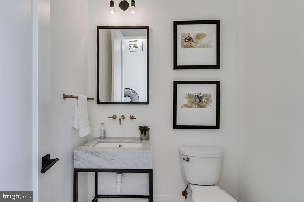 7200 Clarendon Road Bethesda, MD 20814 - Photo 31 of 72