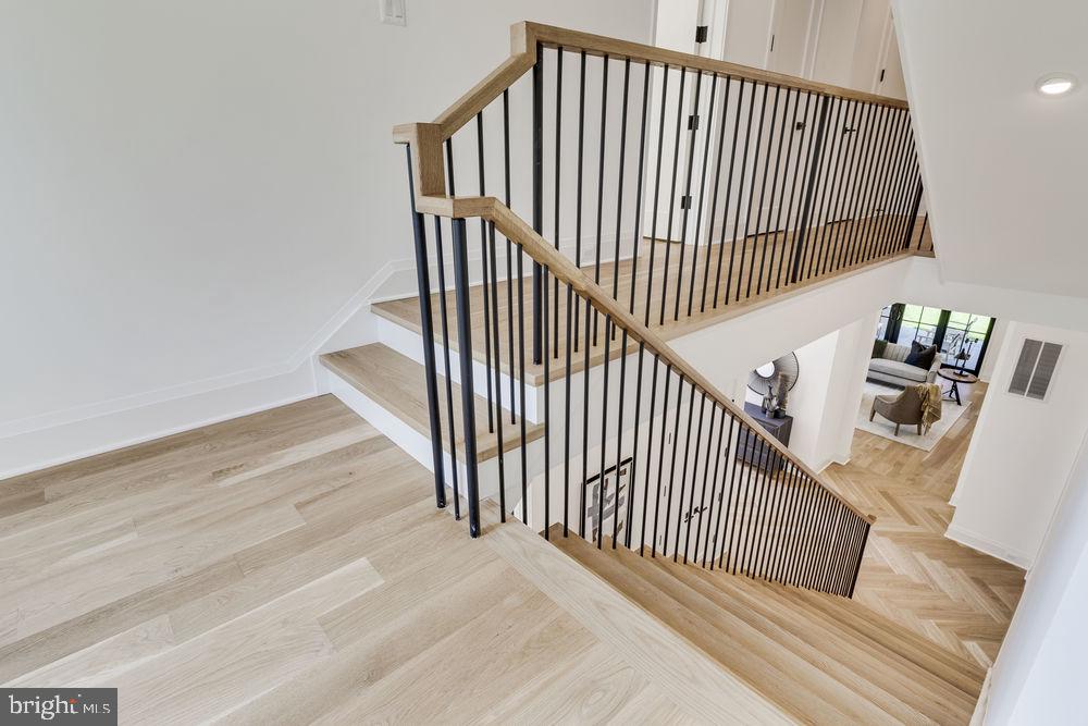 7200 Clarendon Road Bethesda, MD 20814 - Photo 33 of 72