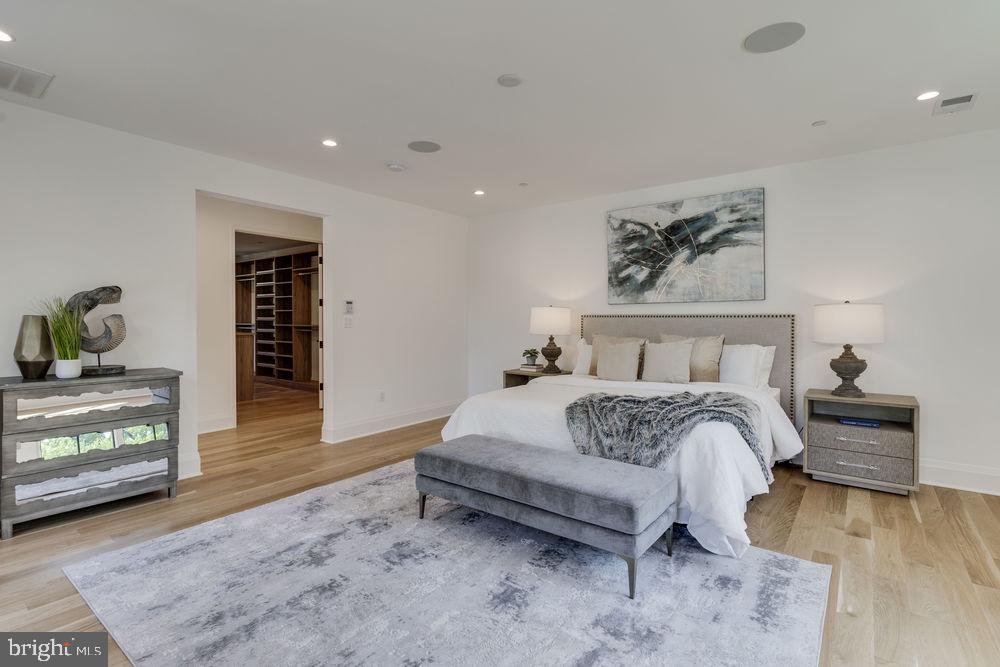 7200 Clarendon Road Bethesda, MD 20814 - Photo 36 of 72