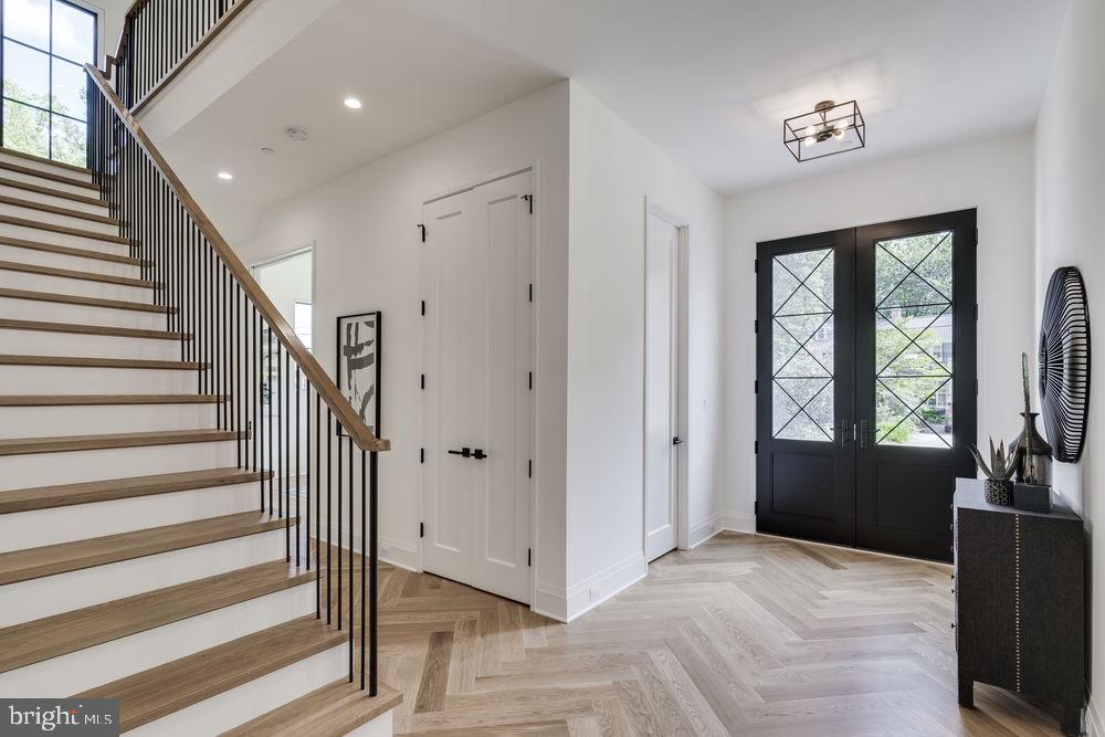 7200 Clarendon Road Bethesda, MD 20814 - Photo 7 of 72