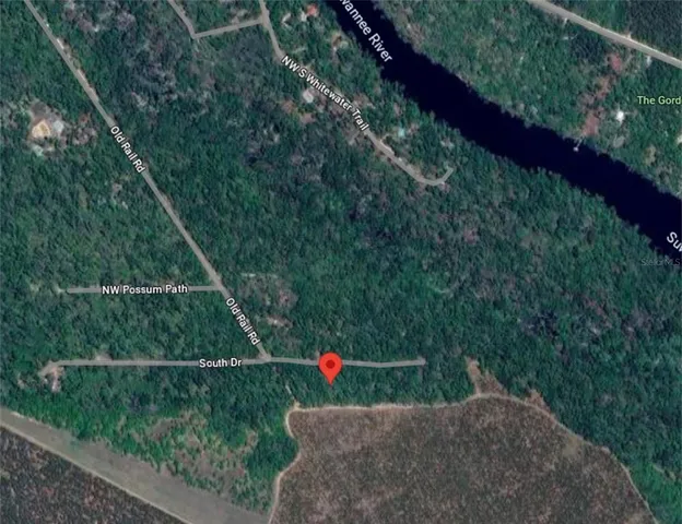 a view of a outdoor space