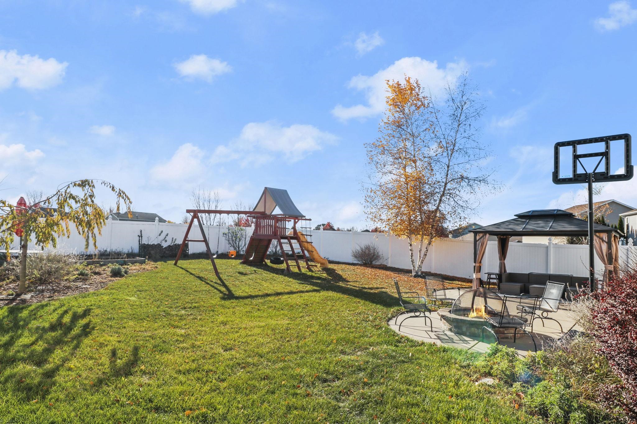 1010 Badger Drive Lake Mills, WI 53551 - Photo 2 of 35