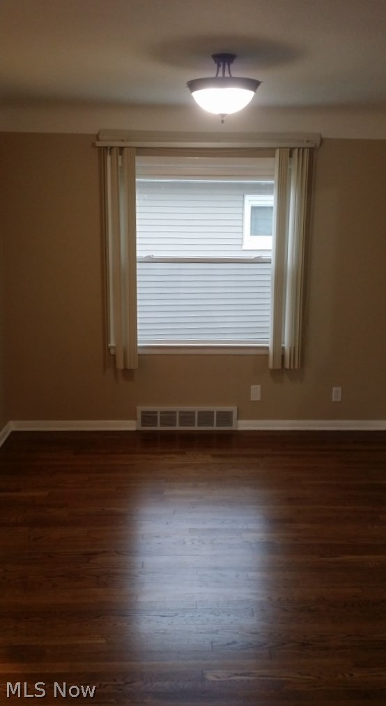 660 Glenhurst Road Willowick, OH 44095 - Photo 12 of 25