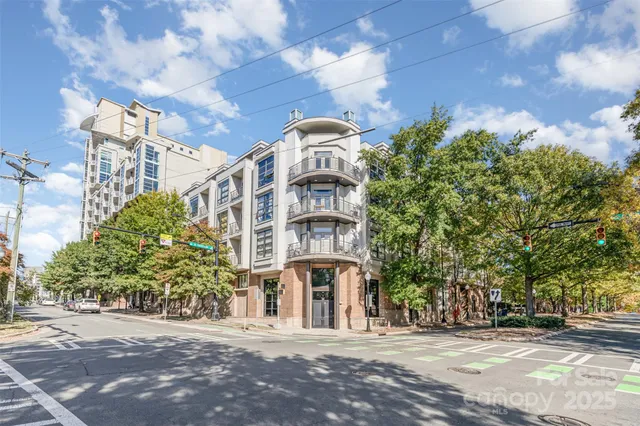 $250,000 | 525 East 6th Street, Unit 212, Charlotte, NC 28202