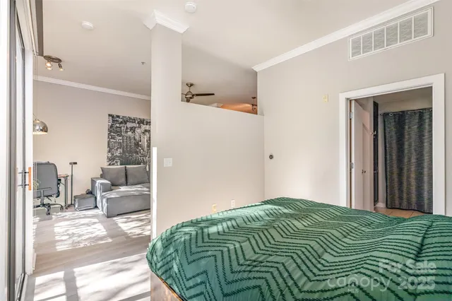 $250,000 | 525 East 6th Street, Unit 212, Charlotte, NC 28202