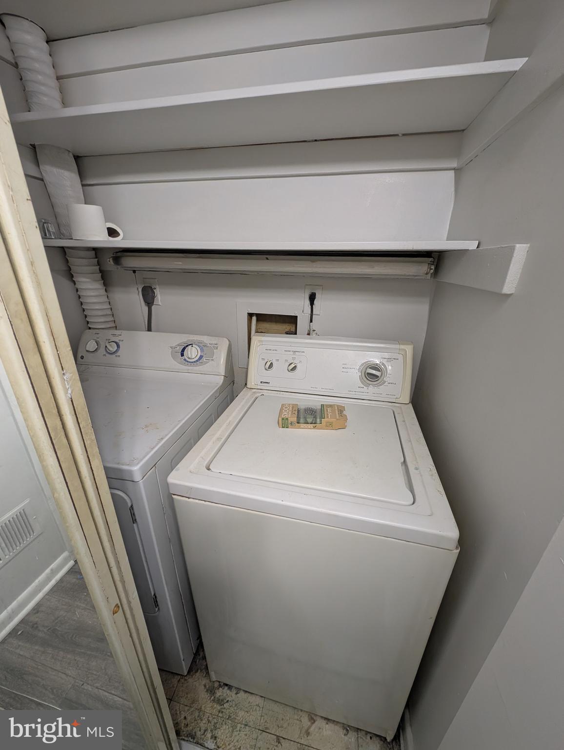 837 North Central Avenue Baltimore, MD 21202 - Photo 25 of 25 a utility room with washer and dryer