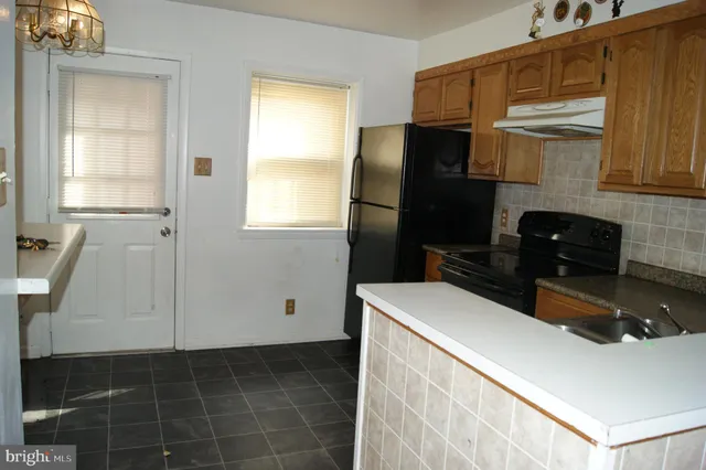 $1,299 | 837 North Central Avenue, Baltimore, MD 21202