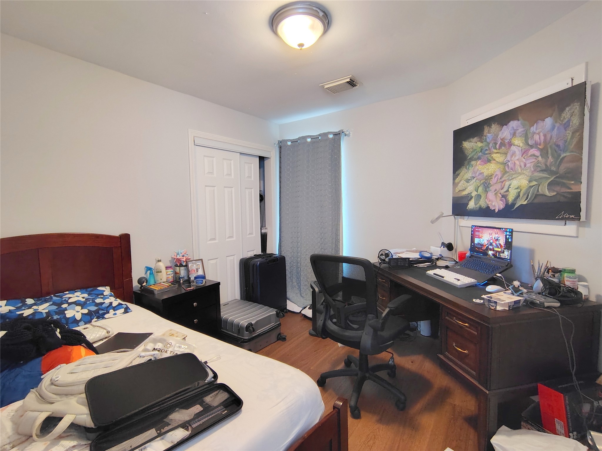 4411 Waterfall Way Sugar Land, TX 77479 - Photo 27 of 36 a room with furniture and a flat screen tv